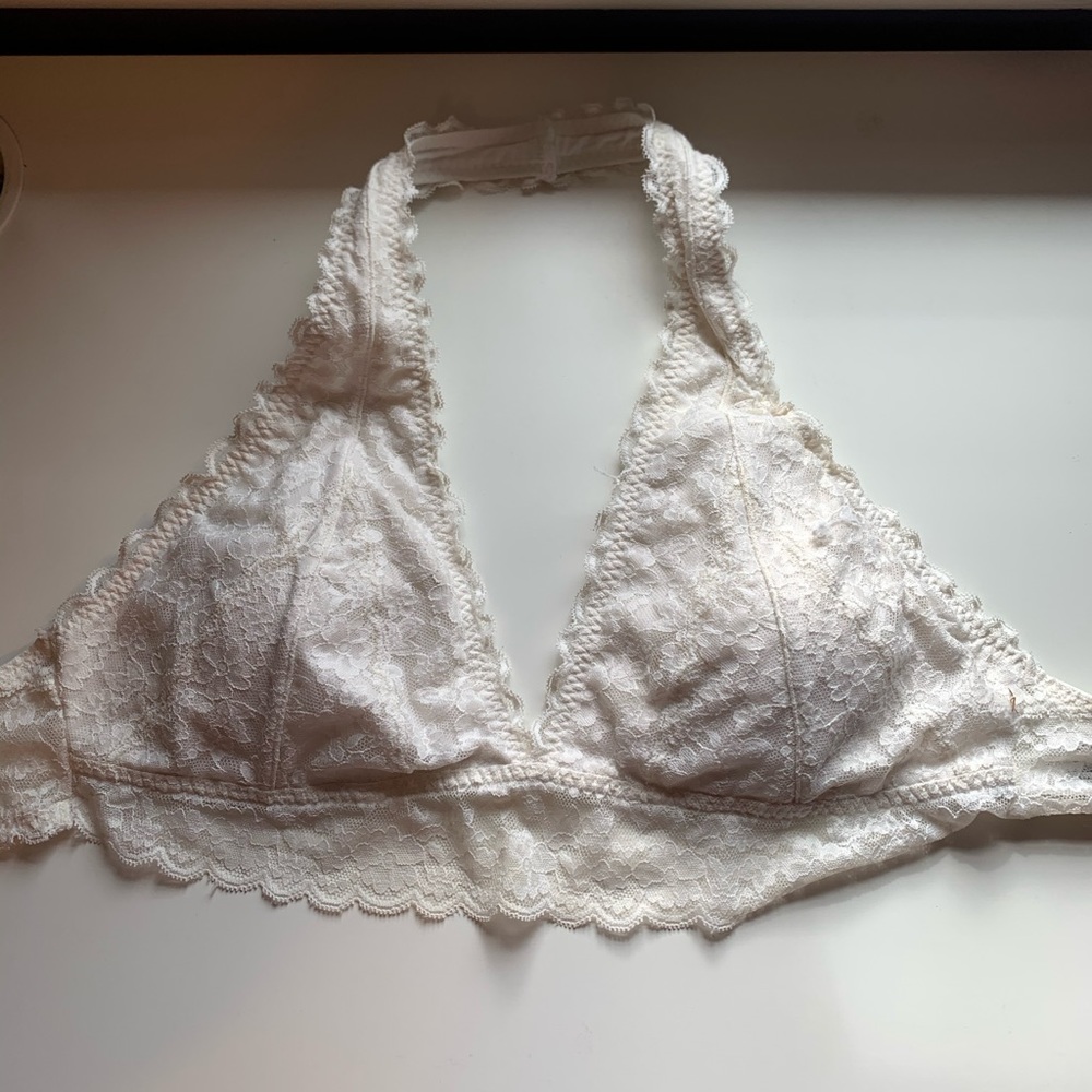 hollister bralette!